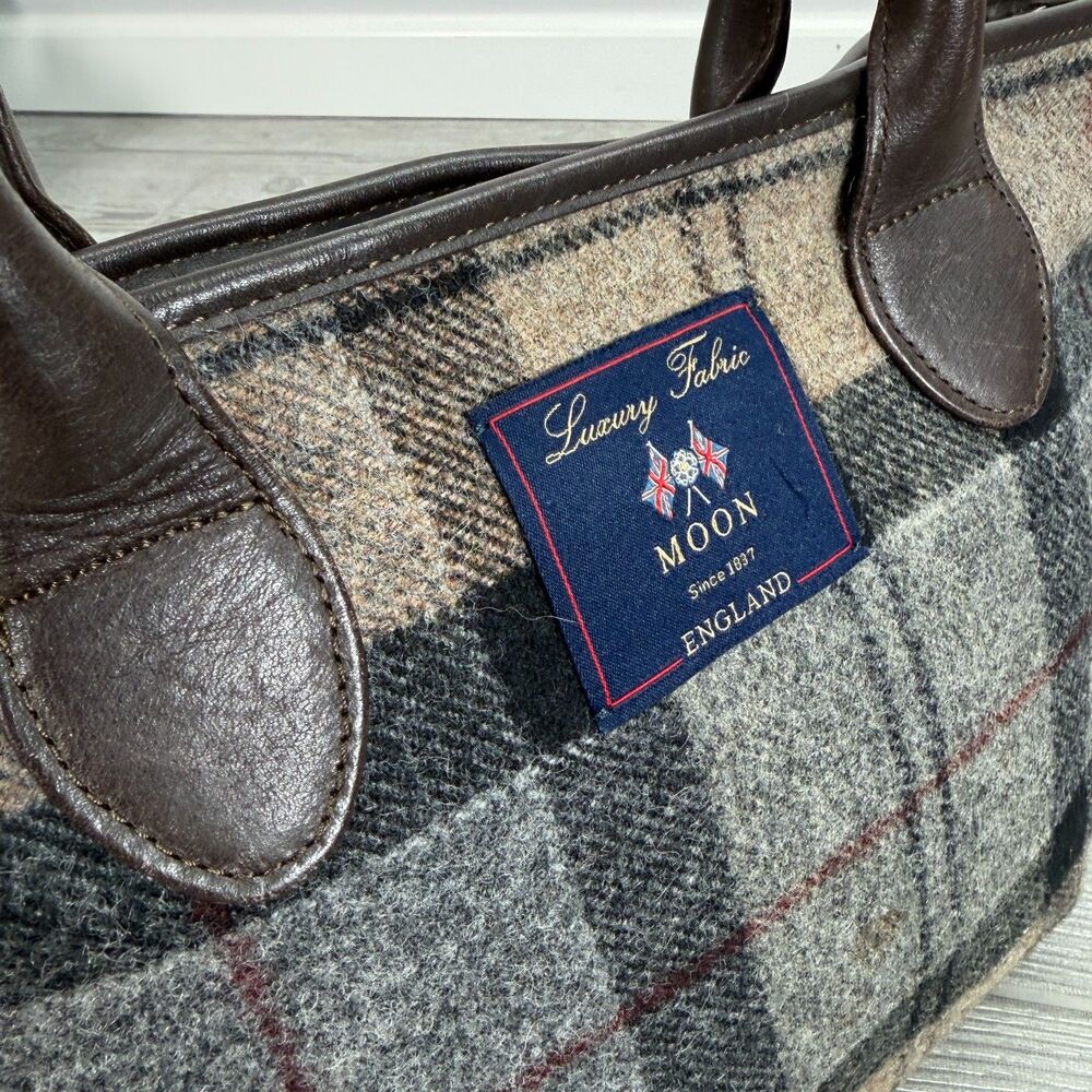 Barbour Winter Tartan Should Tote Zipper Bag Plaid 100% Wool with Cotton Lining - Picture 4 of 12